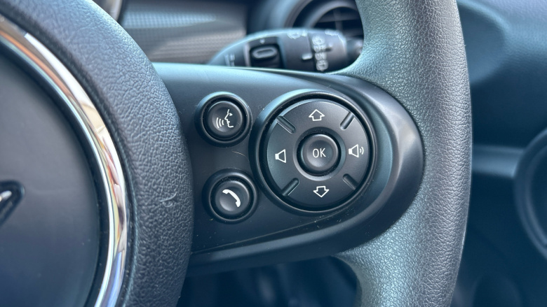 MINI Hatchback 1.5 Cooper II 3dr Petrol Hatchback